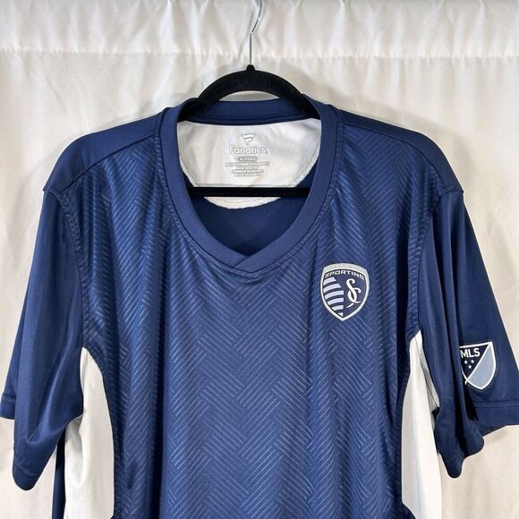 Sporting Kansas City Fanatics Jersey Men's XL Short Sleeve Vneck Pullover - Picture 2 of 11